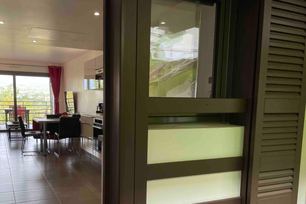 Superbe Appartement, Piscine, Vue Mer Et Montagnes Antibes Zewnętrze zdjęcie