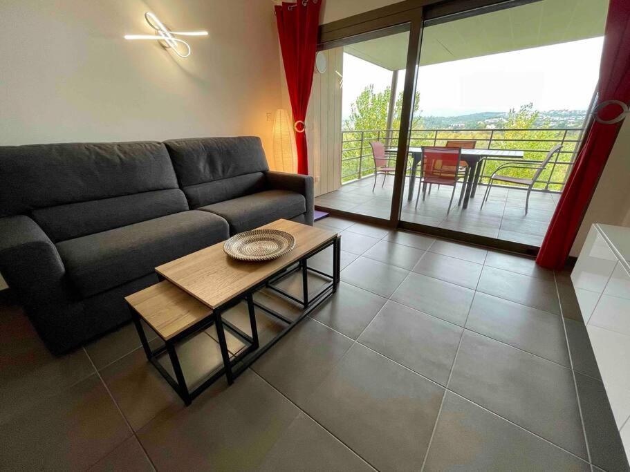 Superbe Appartement, Piscine, Vue Mer Et Montagnes Antibes Zewnętrze zdjęcie