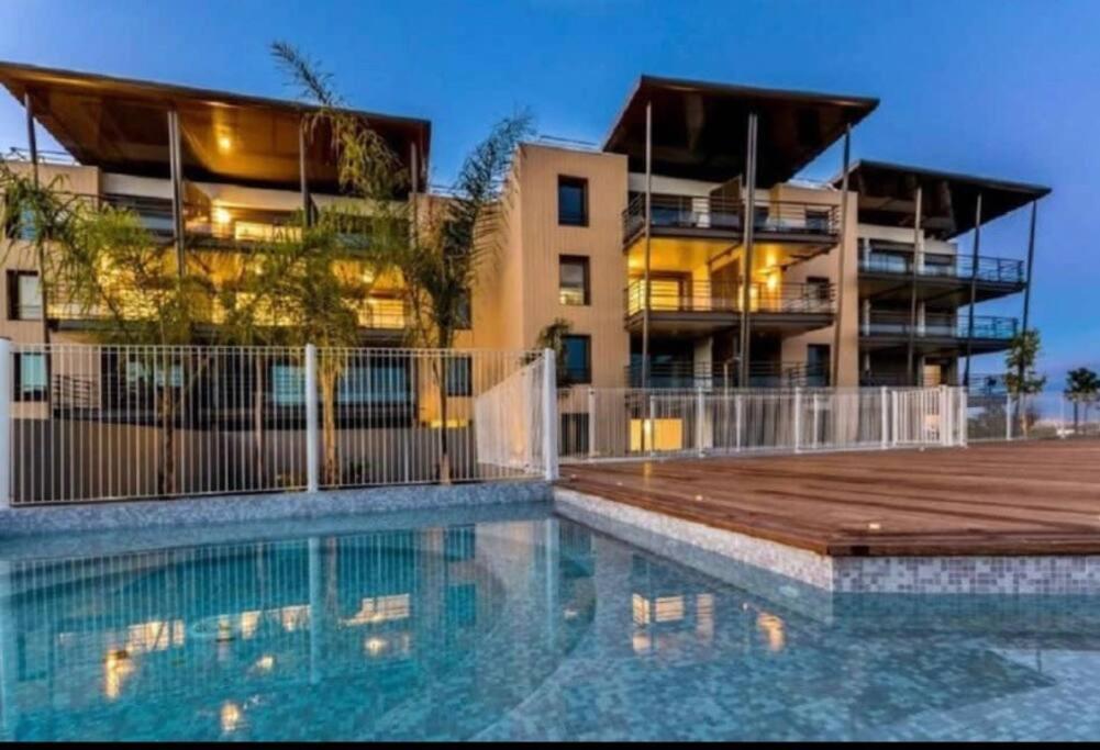 Superbe Appartement, Piscine, Vue Mer Et Montagnes Antibes Zewnętrze zdjęcie